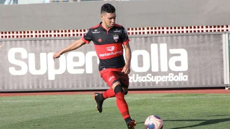 Moraes está treinando separado do elenco do Atlético-GO até o fim da investigação (Victor Garcia/ACG)