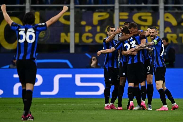 Inter de Milão quer a revanche sobre o Milan na Champions (GABRIEL BOUYS / AFP)