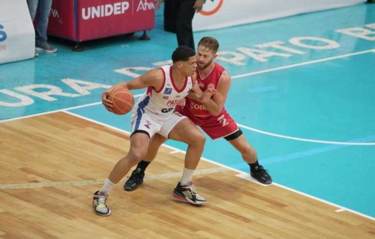 São Paulo visita o Pato Basquete pelo NBB