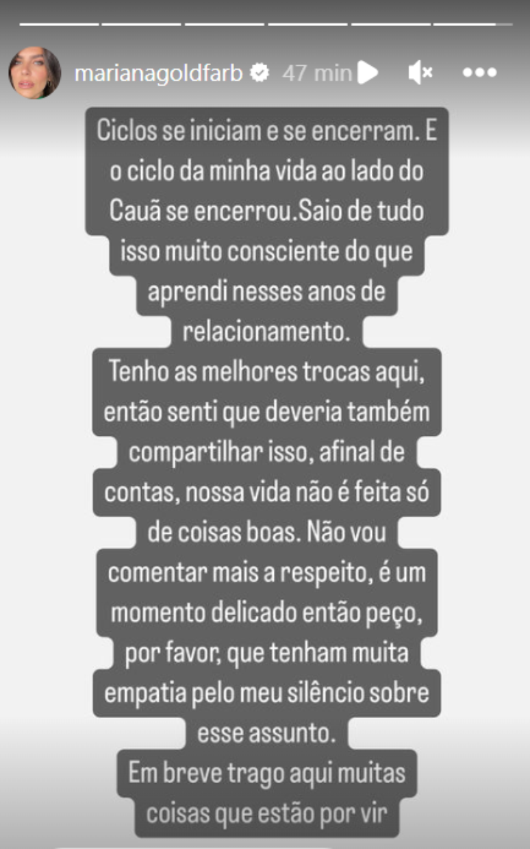 Modelo comunicou o fim do casamento em postagem na rede social