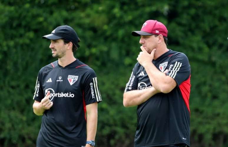 Ceni durante treinamento do Tricolor neste ano, no CT (Foto: Divulgação)