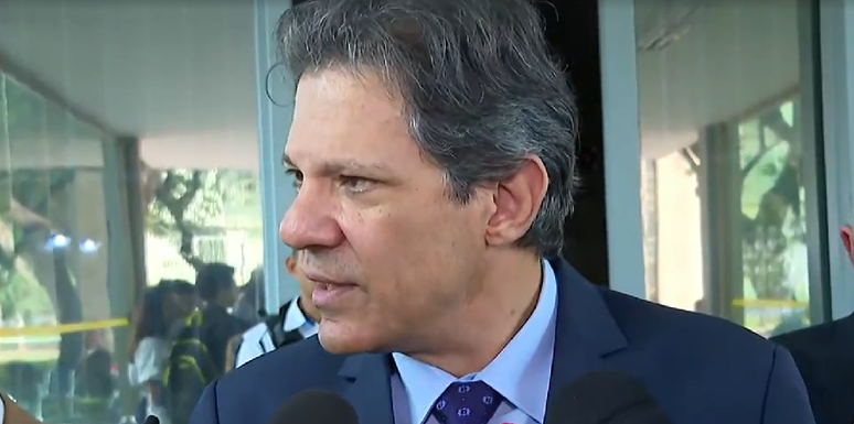 Haddad em entrevista coletiva 