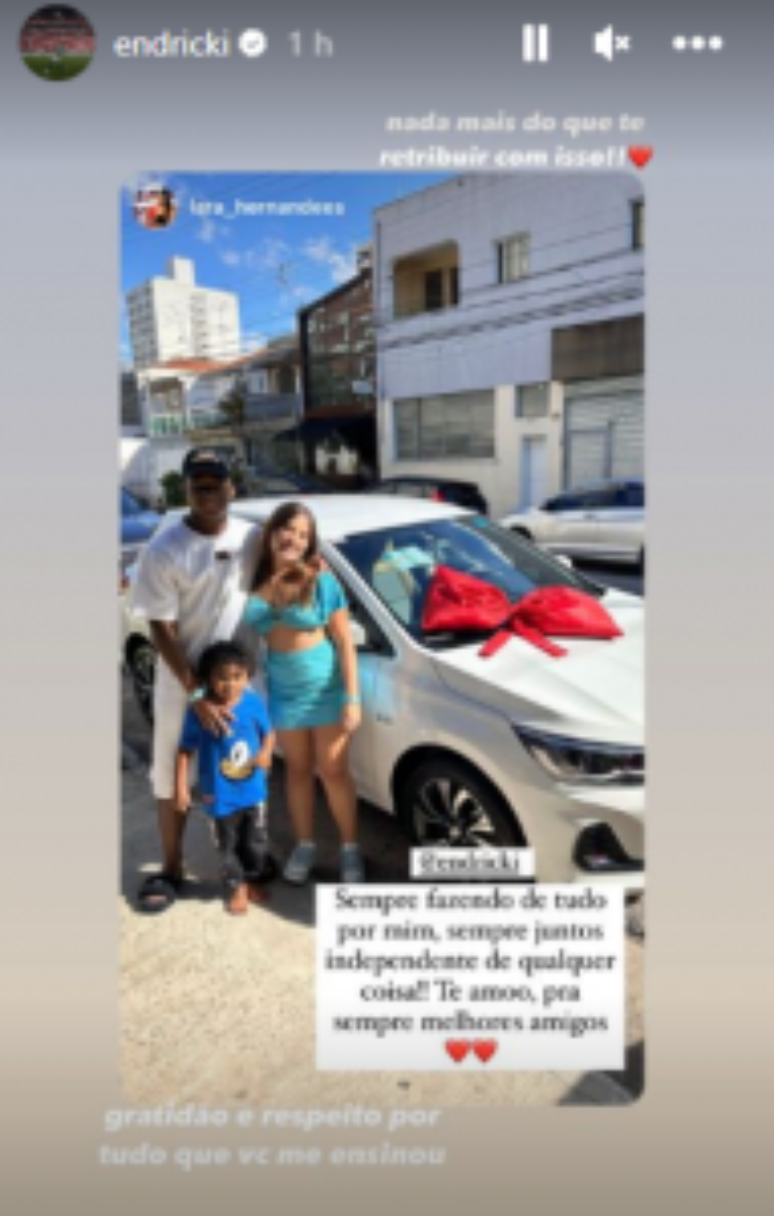 Endrick presenteou ex-namorada com um carro novo (Foto: Reprodução)