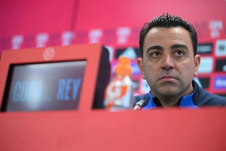 Xavi está focado na reta final do Campeonato Espanhol (Foto: LLUIS GENE / AFP)