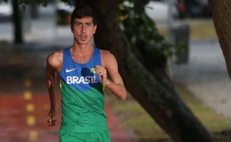  Caio Bonfim alcança índice olímpico para os Jogos de Paris-2024.