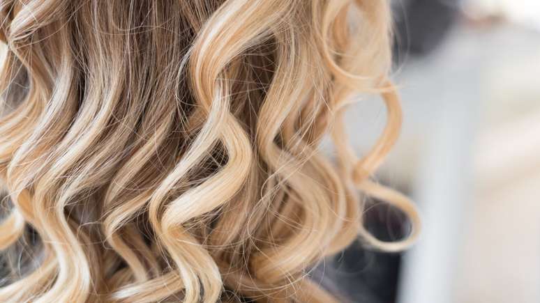 Qual a tendência de cabelo para 2023? Hair stylist lista o que