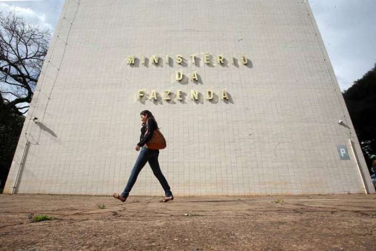 Ministério da Fazenda tenta buscar novas fontes de receitas para cumprir o arcabouço fiscal