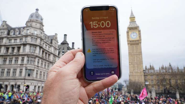 The UK government’s controversial emergency alarm that also rings mobile phones on silent mode