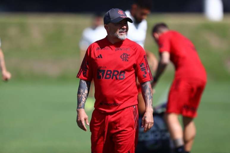 Jorge Sampaoli durante treino do Rubro-Negro (Foto: Gilvan de Souza/Flamengo)