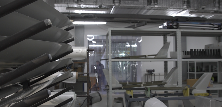 A Ucr&acirc;nia j&aacute; fabricava muitos drones de combate poderosos, mas aumentou a produ&ccedil;&atilde;o nos &uacute;ltimos tr&ecirc;s meses