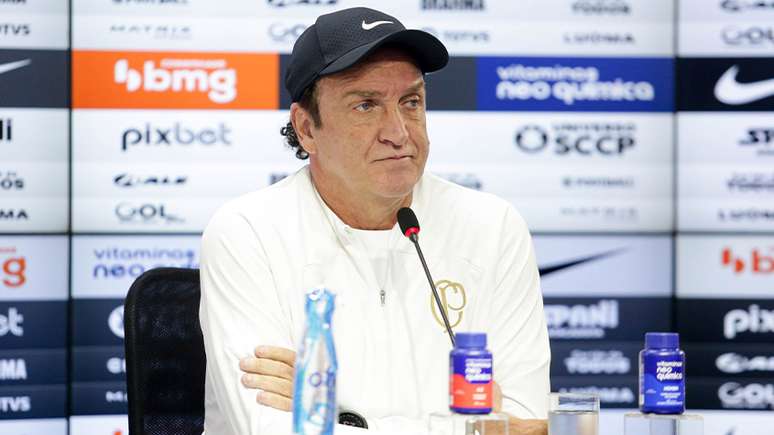 O técnico Cuca foi deixou o comando do Corinthians com apenas duas partidas