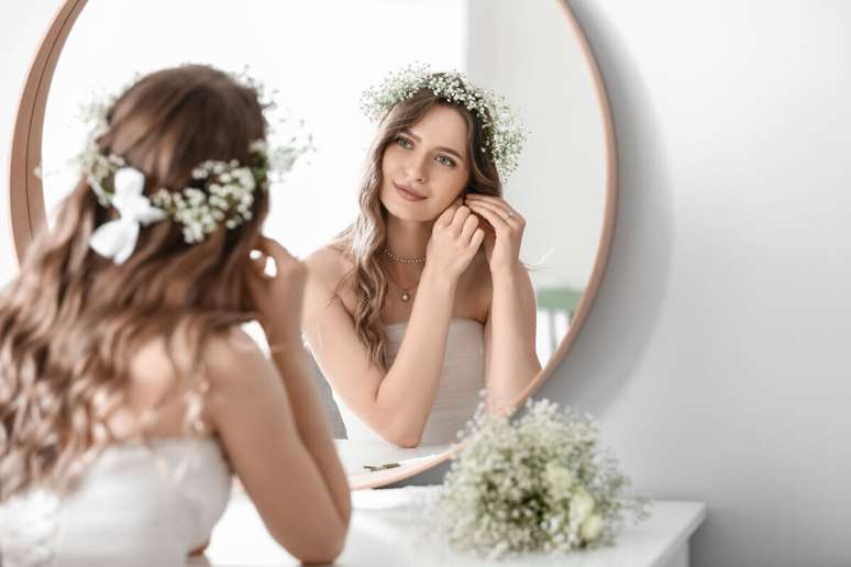 A escolha do penteado é importante para a noiva