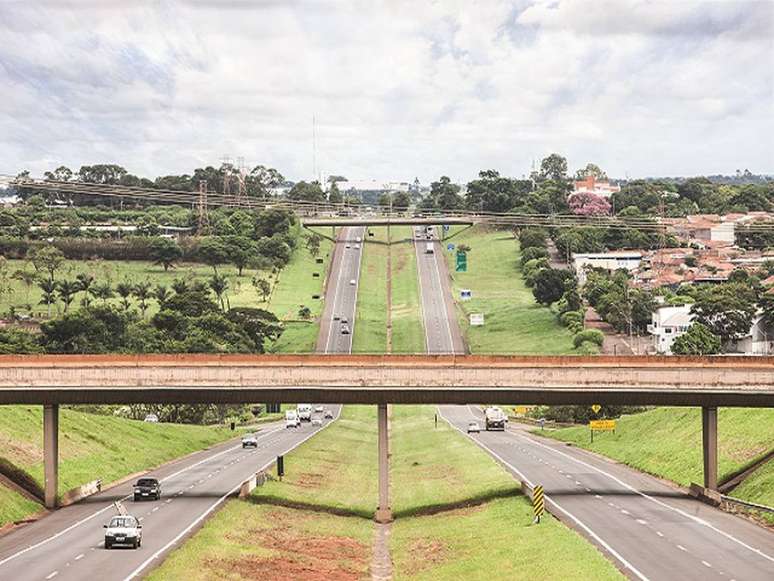 Pedágio em trecho da Rodovia Washington Luís, no município de Araraquara, terá desconto a partir de segunda-feira, quando se inicia nova concessão.