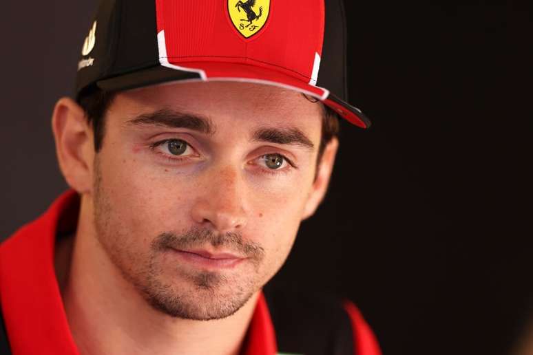 Leclerc desmente rumores e confirma compromisso com a Ferrari. Pelo menos por enquanto...