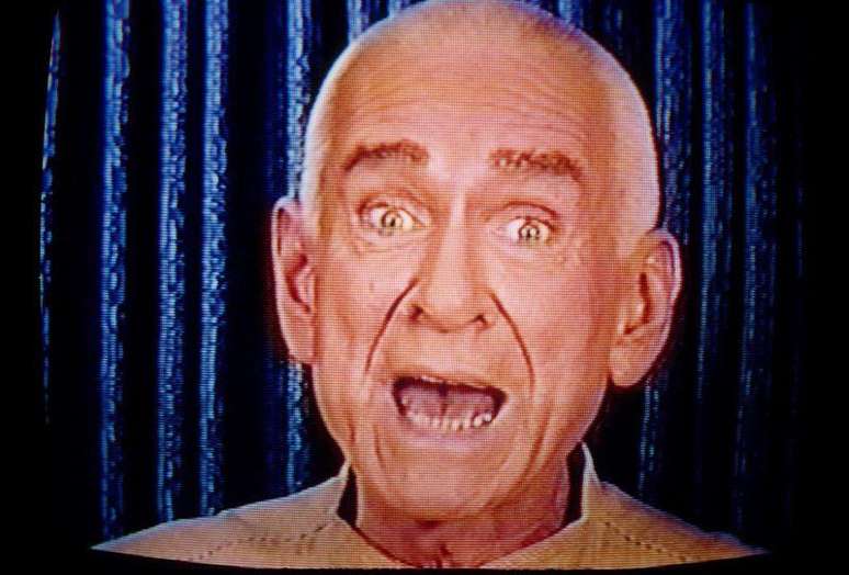 Marshall Applewhite combinava terminologia de fic&ccedil;&atilde;o cient&iacute;fica com textos b&iacute;blicos em suas mensagens