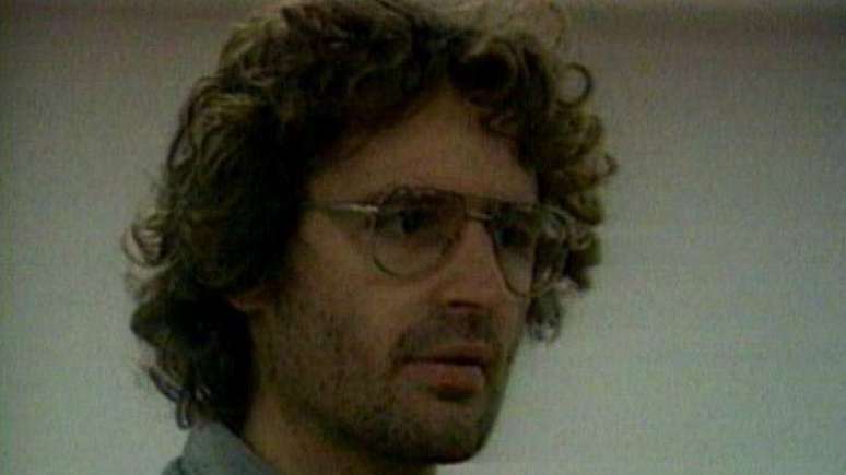 Howell mudou seu nome para David Koresh para projetar uma identidade b&iacute;blica