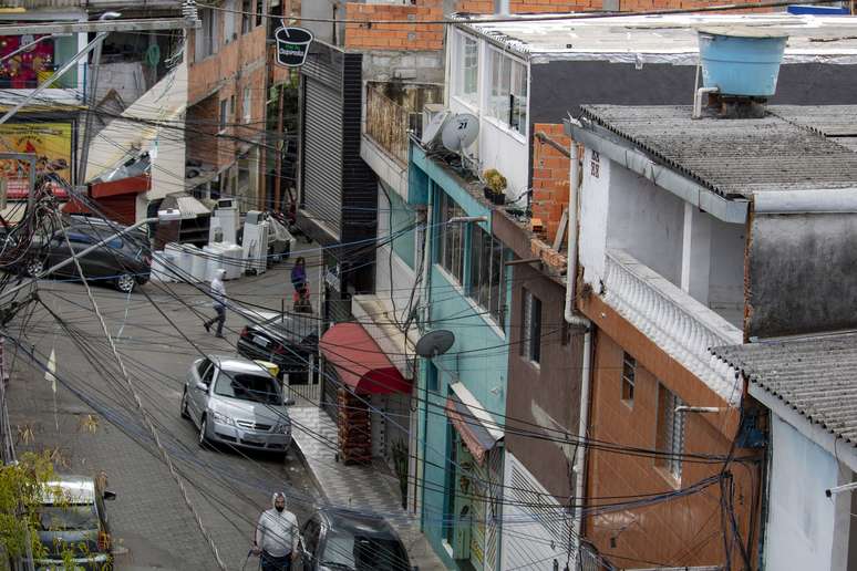 A favela fica na zona sul de São Paulo e tem aproximadamente 1 milhão de m²