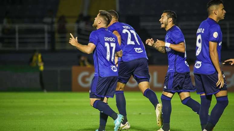 Jogando em casa, Bahia empata com Cruzeiro no Brasileirão