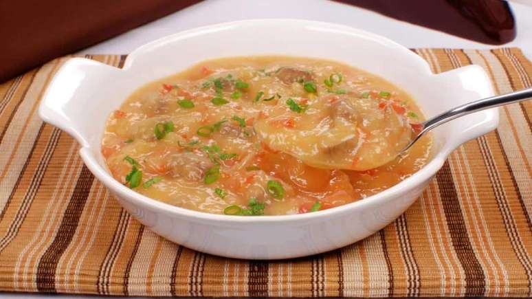 Cassava broth recipe with meat