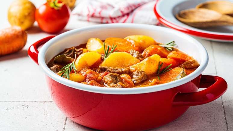 cornmeal broth with meat