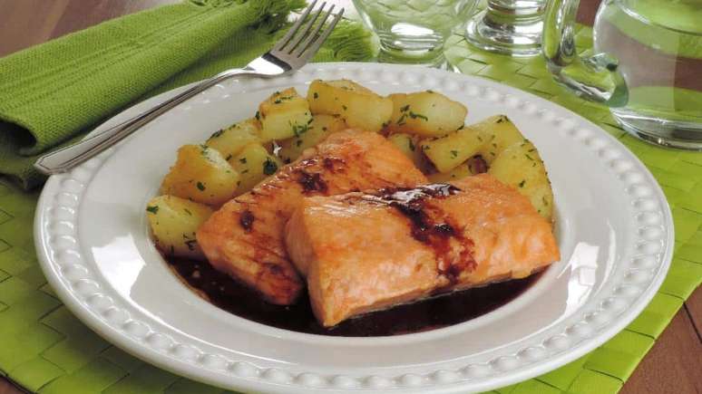 Salmon with soy sauce