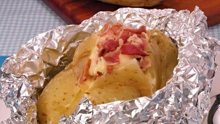 Batata recheada de micro-ondas