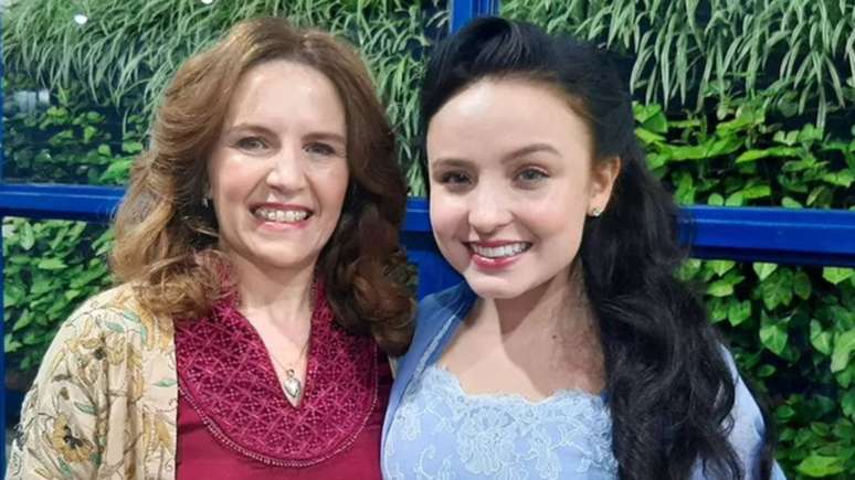 Larissa Manoela’s mother stops following her daughter and releases the verb: “Easy to be deceived”