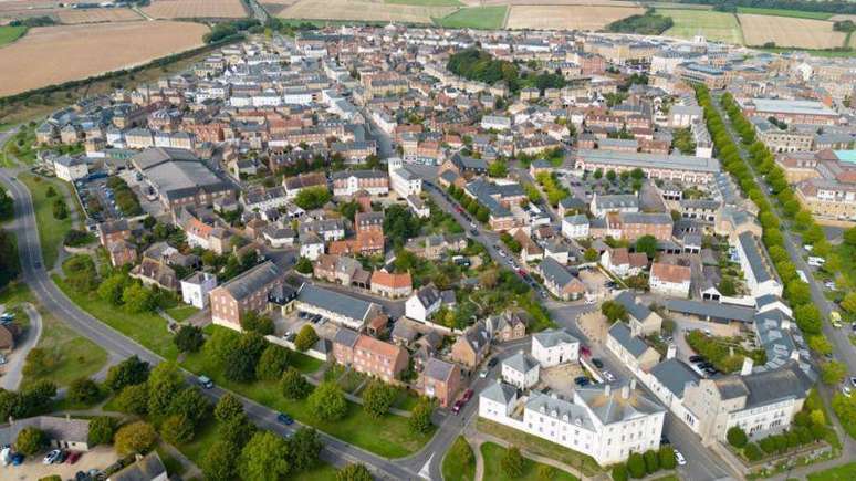 Vista aérea de Poundbury, no condado de Dorset, Inglaterra