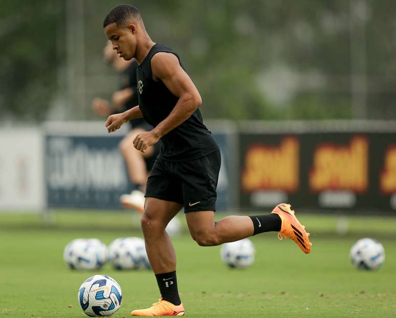 Flamengo pode ter retorno de Pedro para jogo contra o Corinthians