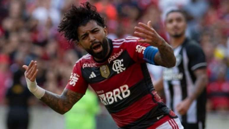 Gabigol foi um dos jogadores mais criticados pela torcida no clássico (Foto: Armando Paiva/ LANCE!)