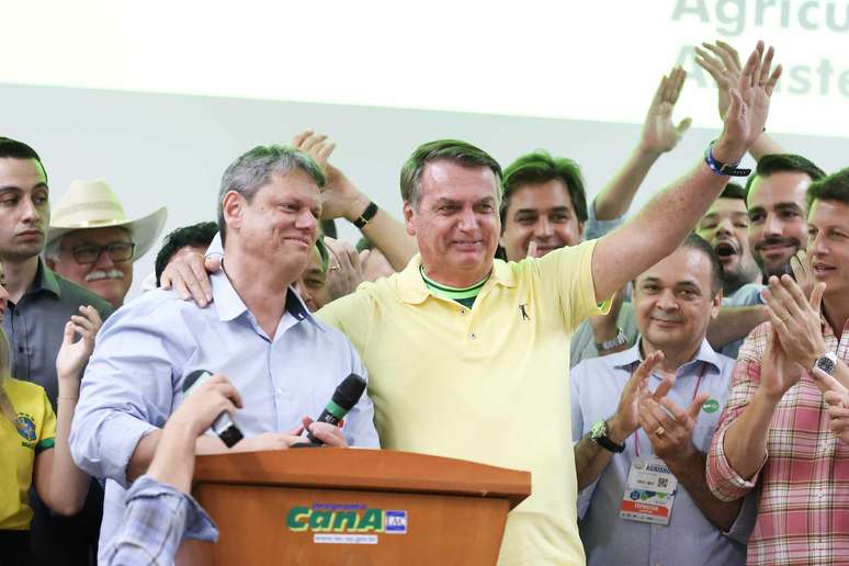 Na Agrishow, Bolsonaro manda indireta para Lula e faz discurso para o agro