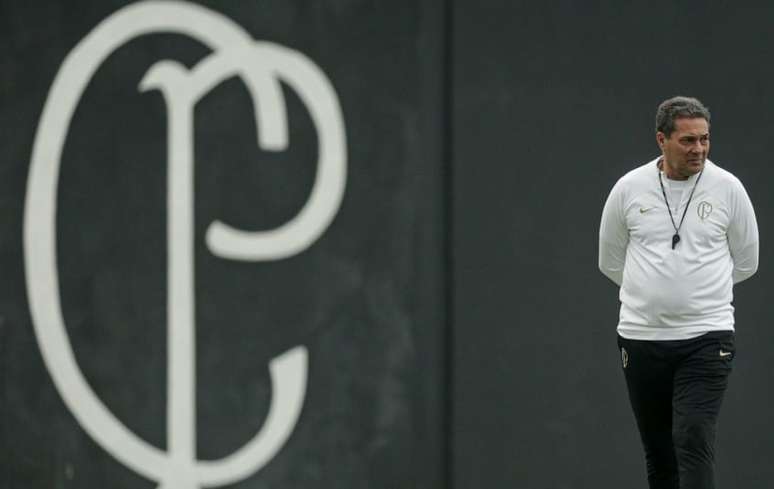 Luxemburgo comandou seu primeiro treino pelo Corinthians (Foto: Rodrigo Coca/Corinthians)