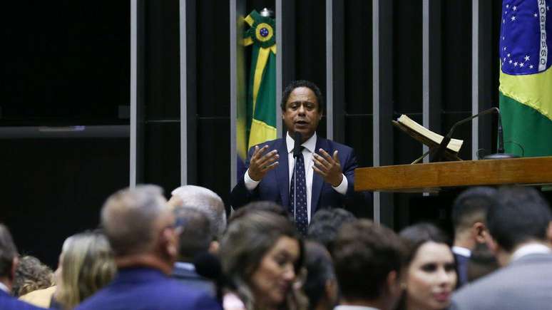 Relator do projeto de lei na Câmara, o deputado Orlando Silva (PCdoB-SP), durante debate