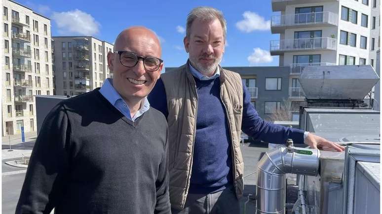 Maggad Khalidy (left), fast food franchise owner, and Nils Lekeberg, co-founder of Enjay Maggad Khalidy (left), fast food franchise owner, and Nils Lekeberg, co-founder of Enjay