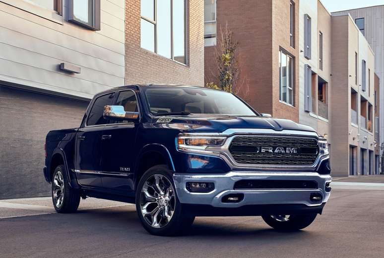 Ram 1500 Limited será a nova versão topo de linha da gama.