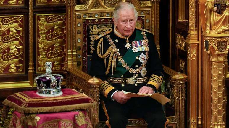 The coronation guest list is estimated to be around 2,000, compared to 8,000 who attended the Queen's.