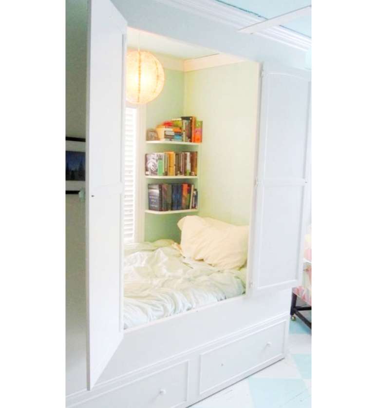 12 hidden beds