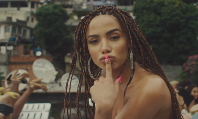  Anitta em clipe de "Vai Malandra", de 2017 