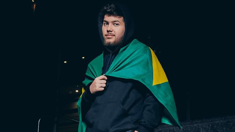 Aos 20 anos, Lucaszin está entre os melhores jogadores de COD Mobile e sonha em trazer o Mundial para o Brasil