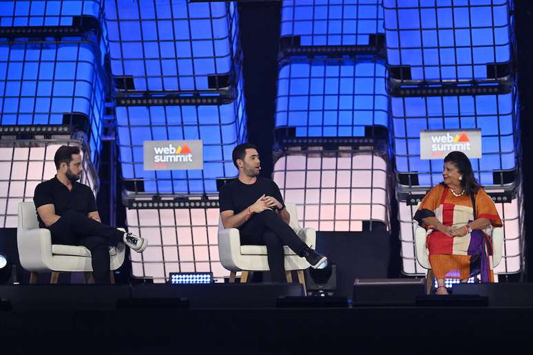 Da esquerda para a direita, Gabriel Braga, cofundador e CEO do QuintoAndar; Roberto Marinho Neto, CEO da Globo Ventures; e Luiza Trajano, presidente do Magazine Luiza