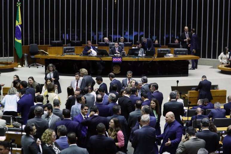 Câmara dos Deputados durante votação dos decretos de Lula que alteravam o marco do saneamento. Foto: Bruno Spada/Agência Câmara - 04/05/2023