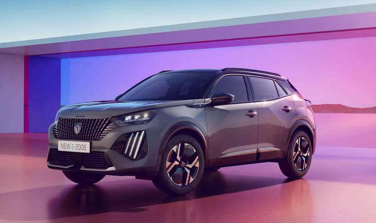 Peugeot 2008 tem visual atualizado; versão híbrida chega em 2024.