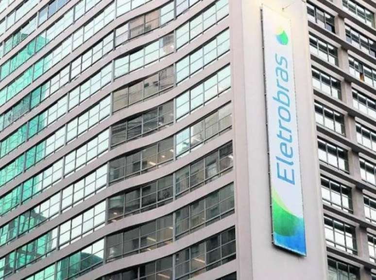 Fachada da sede da Eletrobr&aacute;s, no Rio de Janeiro; empresa est&aacute; em processo de privatiza&ccedil;&atilde;o