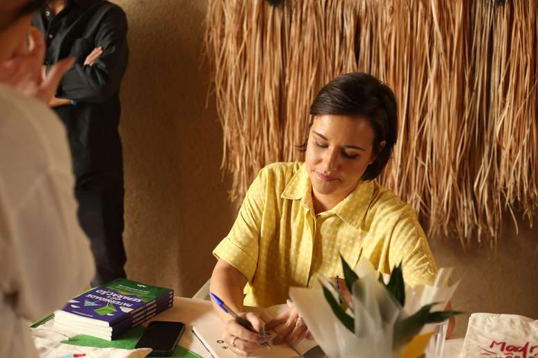 Mari Camardelli no lan&ccedil;amento de seu terceiro livro