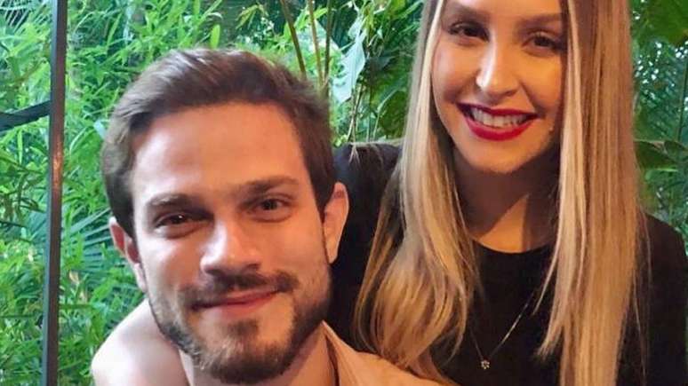 Did it finish?  Carla Diaz’s engagement may be in crisis
