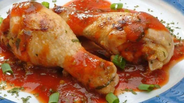 Coxas de frango ao molho