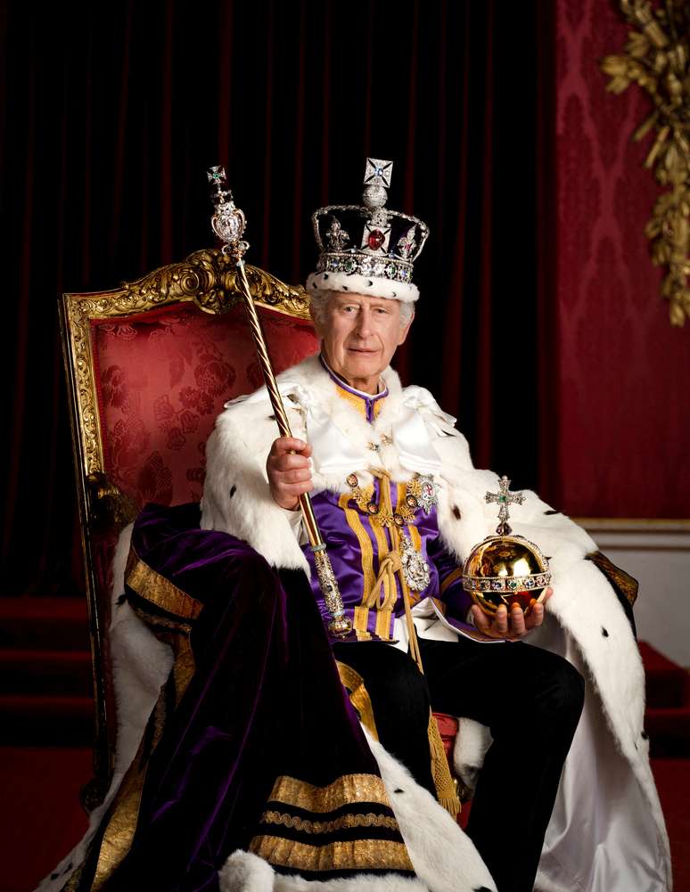 Foto oficial do Rei Charles III