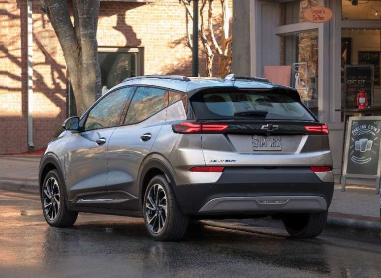 Electric Chevrolet Bolt EUV, which will be discontinued, arrives in Brazil for R$ 280 thousand.