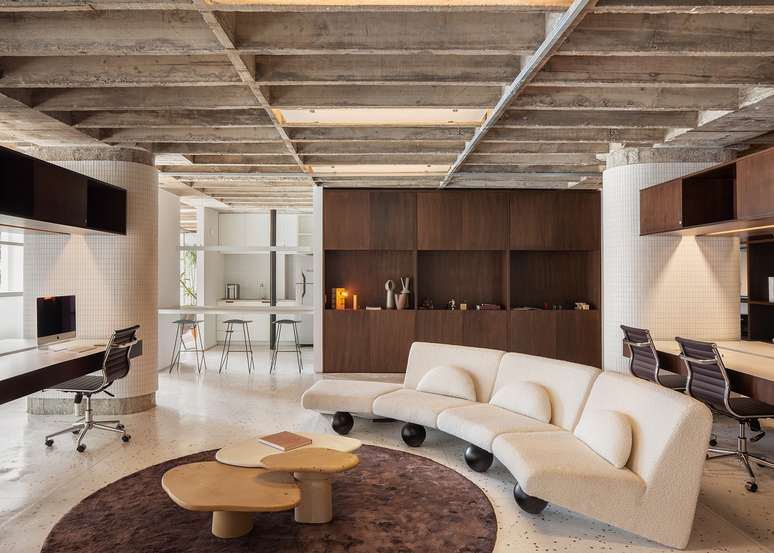 Vaga Arquitetura revitalizes a historic building to house its headquarters