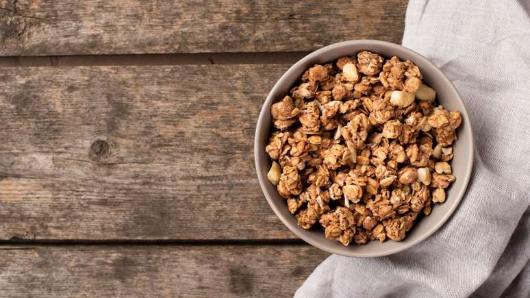 Granola salgada: já experimentou?